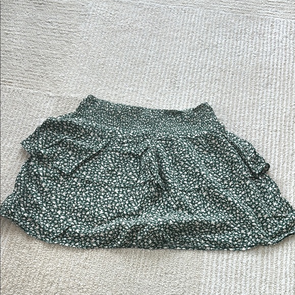 American Eagles Mini Smock Ruffle Skirt - Picture 1 of 2